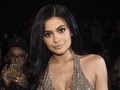 Ibunda Bela Kylie Jenner soal Status Miliarder Termuda