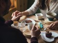 Penampilan Wanita yang Memikat Hati Pria di Kencan Pertama