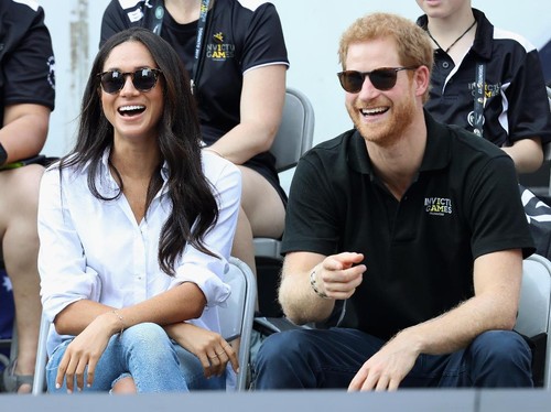 Terungkap! Pangeran Harry Naksir Meghan Markle 2 Tahun 