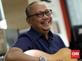 Ebiet G Ade Bakal Nyanyi Lagu Tak Biasa di Synchronize Fest
