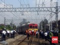 KRL Rute Bogor-Muara Angke Anjlok Akibat Gangguan Sinyal
