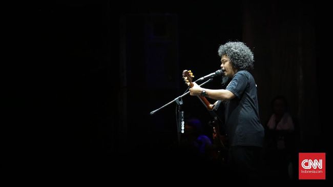 Gabungan Angkatan Laut AS-Australia Bernyanyi Payung Teduh