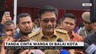 Bentuk Cinta Warga Jakarta di Balai Kota