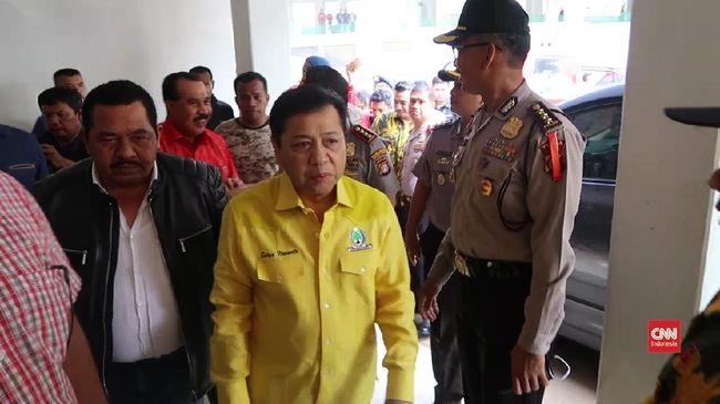 Kader PDIP Minta Setnov Dicopot dari Ketua DPR