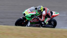 FP II: Espargaro Kalahkan Marquez, Rossi Masih Kesulitan