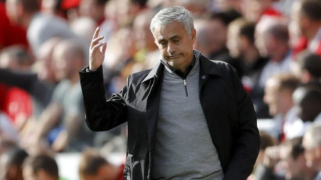 Legenda Man United Nilai Mourinho Akan Jalani Musim Kritis