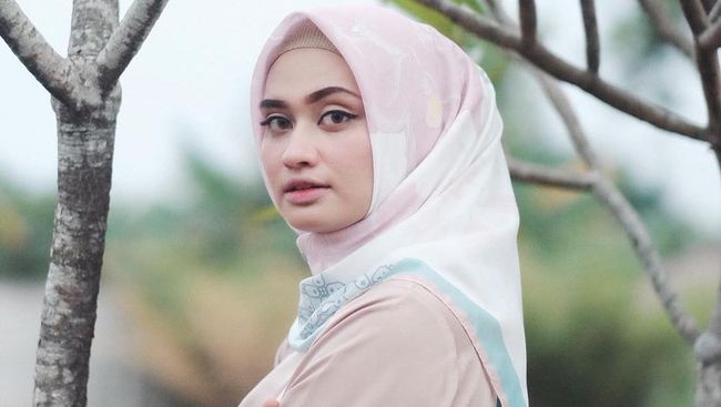 Mengenal Kerudung  Voal yang Tren dan Jadi Favorit Hijabers 