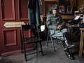 FOTO: Mengenang Masa Perang Dunia II dengan Sukacita