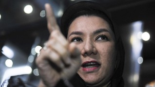 KPK Sita 40 Tas Bermerek Hasil Dugaan Cuci Duit Bupati Rita