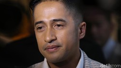 Dialami Irfan Hakim Sampai Dicurigai BNN, Kurang Tidur Picu Mata Merah?
