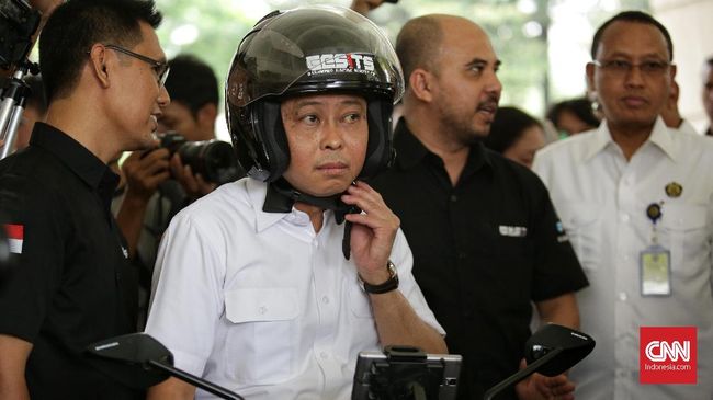 Menteri Jonan Jamin Harga BBM di Jalur Tol Fungsional Normal
