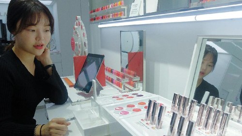 7 Mata Kuliah Paling Aneh di Korea, Belajar Kencan Sampai Bedakan Ikan Mentah 7 Mata Kuliah Paling Aneh di Korea, Belajar Kencan Sampai Bedakan Ikan Mentah