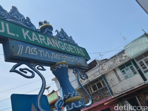 Jalan Karanggetas, Sentra Penjual Emas dan Mitos Runtuhnya Keangkuhan