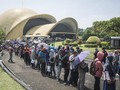 TMII Rayakan Tahun Baru dengan Kembang Api dan Wayang Kulit