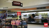 Tak hanya Lotus Thamrin, manajemen juga akan menutup dua gerai Lotus lainnya, yaitu di Cibubur Plaza dan Grand Galaxy, Bekasi. (CNN Indonesia/Hesti Rika)