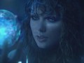 Taylor Swift Bawa Tema Futuristis di Video '...Ready for it?'