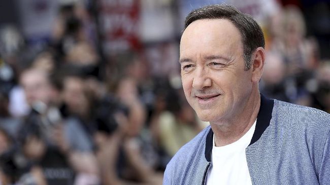 Ayah Kevin Spacey Suka Main Tangan, Cambuk dan Perkosa Anak