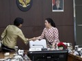 Puan Minta Pemda Ikut Kendalikan Defisit BPJS