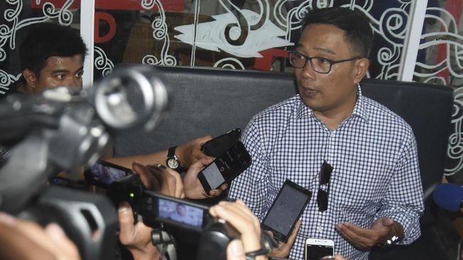 Ridwan Kamil Percaya Pencabutan Dukungan Golkar Masih 'Gosip'