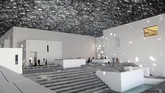 Museum Louvre Abu Dhabi ini terletak di Pulau Saadiyat, lepas pantai Abu Dhabi. (REUTERS/Satish Kumar)