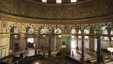 The Dome of the Rock, atau kubah batu atau shakhrah, merupakan salah satu peninggalan bersejarah bagi umat agama samawi. Di dalam kubah ini, ada batu yang berharga bagi umat Yahudi, Nasrani, dan Islam. (REUTERS/Ammar Awad)
