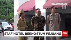 Peringati Hari Pahlawan, Staf Hotel Berkostum Pejuang