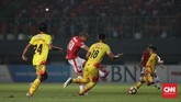 Persija Jakarta sebenarnya bermain apik di babak pertama, namun sejumlah usaha yang dilakukan, termasuk melalui Bruno Lopes pada menit ke-38 gagal membuahkan hasil. (CNN Indonesia/Adhi Wicaksono)
