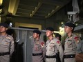 VIDEO: Petugas KPK dan Polisi Datangi Kediaman Setya Novanto