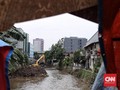 Siasat Anies-Sandi Kelola Sungai dan Banjir Jakarta