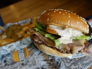 Jakartas Best Kept Secret: 5 Underrated Burger Joints in South Jakarta You Need to Try
