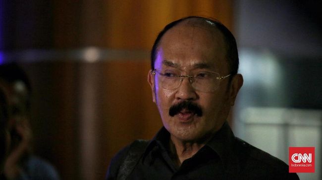 Pengacara Pantau Penyebar Meme Setnov Usai Kecelakaan