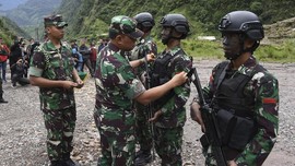 Lima Perwira TNI Satgas Penanggulangan KKB Tolak Naik Pangkat