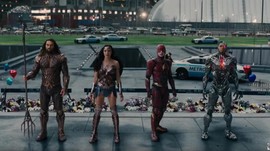 'Justice League' Flop, Produser Undur Diri dari Proyek DC