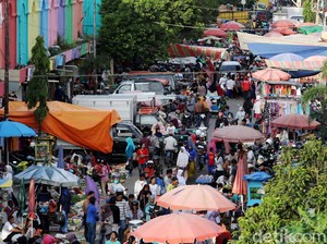 60% Pedagang Kaki Lima Belum Melek Keuangan Digital