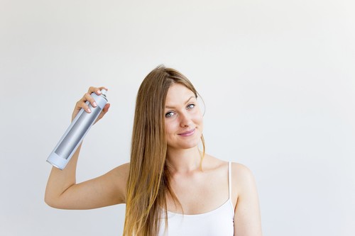 Rekomendasi 5 Dry Shampoo untuk Kamu yang Suka Malas Keramas Rekomendasi 5 Dry Shampoo untuk Kamu yang Suka Malas Keramas