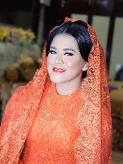 Ini Kisaran Harga Makeup Kahiyang Ayu untuk Pernikahan di Medan Ini Kisaran Harga Makeup Kahiyang Ayu untuk Pernikahan di Medan