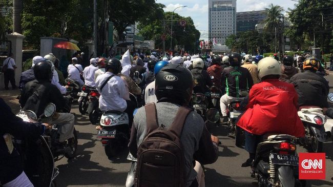 Mahasiswa Surabaya Buat Alat Deteksi Kantuk 'Rider'