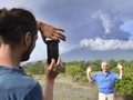 Gunung Agung 'Awas', Wisatawan Diimbau Tak Panik