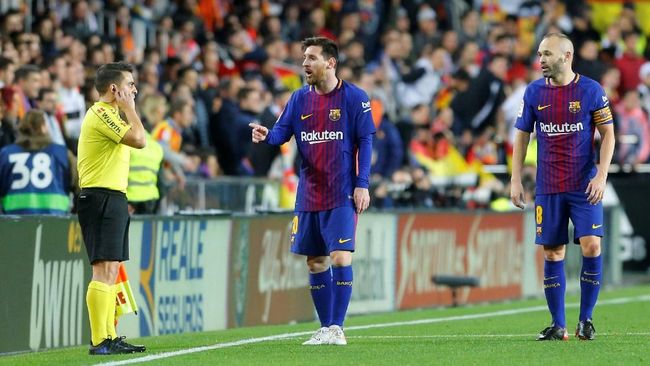 Isi Percakapan Messi-Wasit Usai Insiden Gol Hantu Terungkap