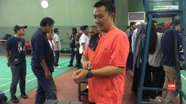 VIDEO: Kalah dari Kevin/Marcus, Menpora Batal Cukur Kumis