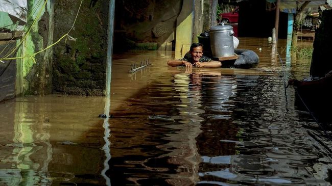 Siklon Tropis Cempaka Renggut 11 Nyawa