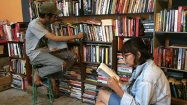 Rumah Kata, Perpustakaan Punk di Sudut Jogja