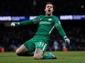 Kiper Manchester City Yakin Bisa Jadi Gelandang Bagus