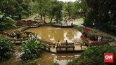 Dibangun sejak tahun 1987, vila dan taman ini resmi dibuka pada tahun 1988.