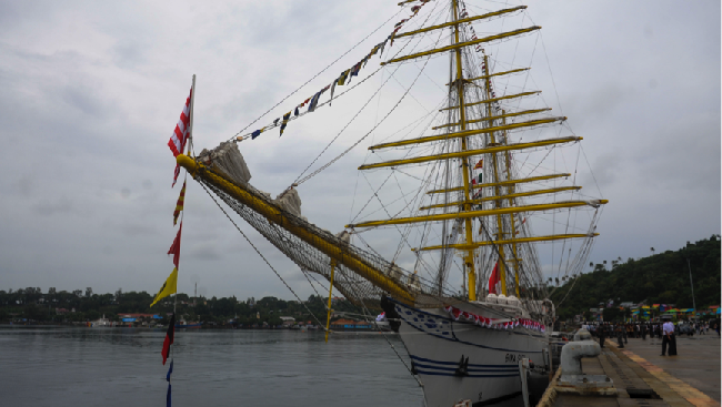 Phinisi Wonderful Indonesia Ikut 'Berlayar' ke Sail Sabang