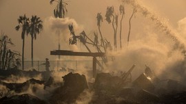 Bandara Tetap Buka di Tengah Kebakaran Hutan California