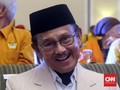 Menlu Retno Rutin Pantau Kondisi Kesehatan Habibie