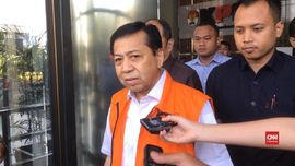 Setnov Didakwa Terima Dolar Amerika dan Jam Tangan Mewah