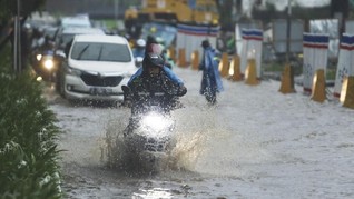 Hujan Diprediksi Guyur Jakarta Hingga Sore Nanti