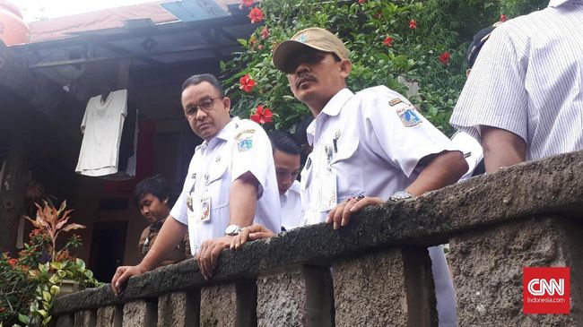 anies yakin perbaikan tanggul jati padang selesai hari ini anies yakin perbaikan tanggul jati padang selesai hari ini
